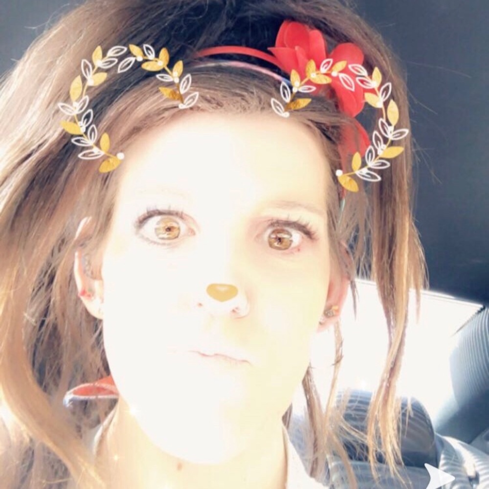 Meet your Posher, Jennifer